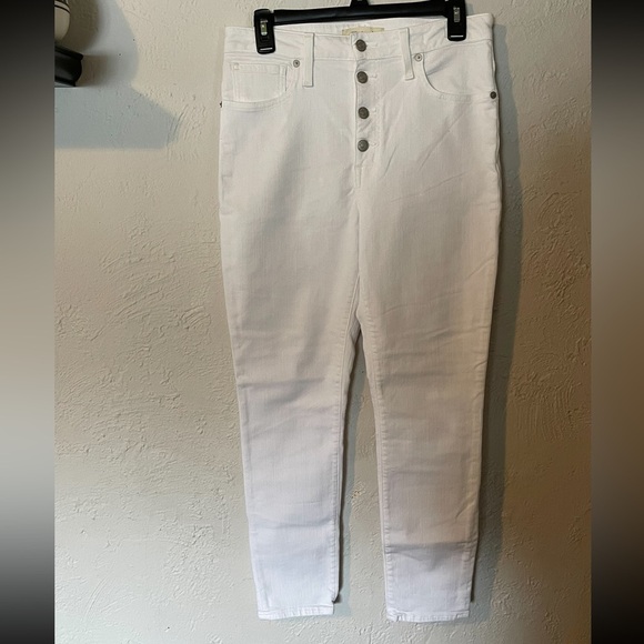 Madewell Denim - MADEWELL curvy high-rise skinny crop white jeans